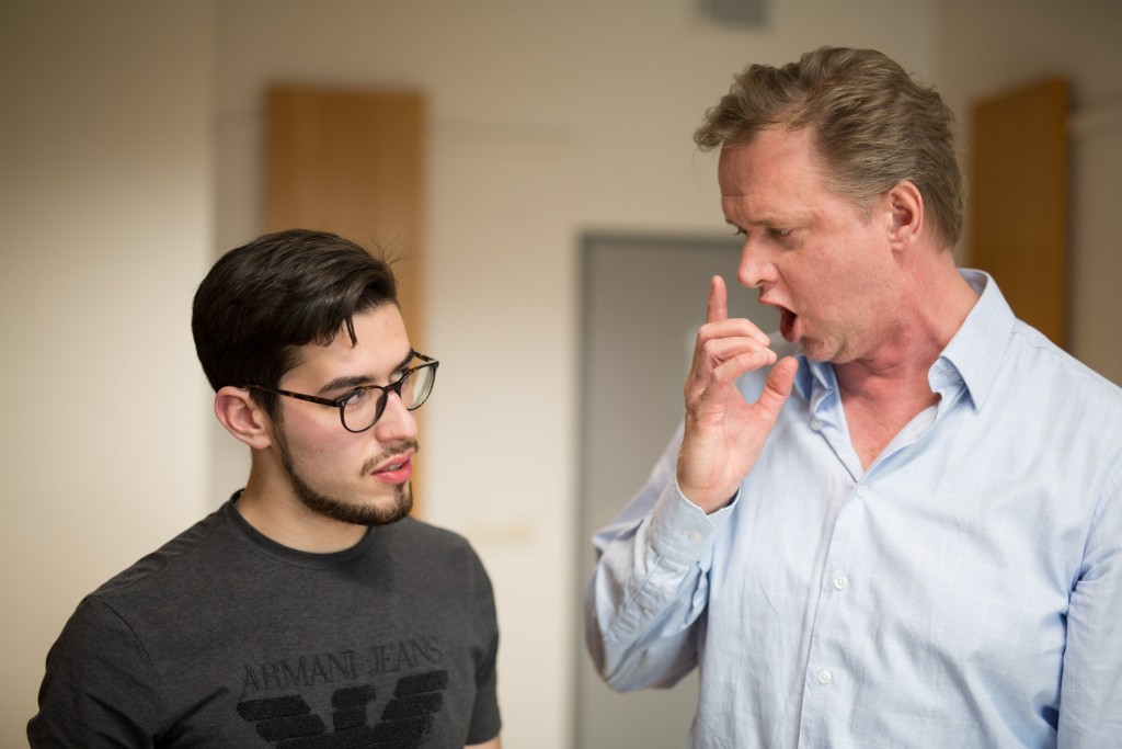 線上一對一大師課系列——德國漢堡音樂與戲劇(jù)學院*聲樂教授蓋特&middot;史密斯_慧禾國際藝術教育