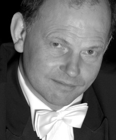 線上【鋼琴大師課】一對一大師課系列——德國卡爾斯魯厄音樂學院馬庫斯&middot;施坦格 (Markus Stange)教授卡爾斯魯厄音樂學院鋼琴系主任_慧禾國際藝術教育