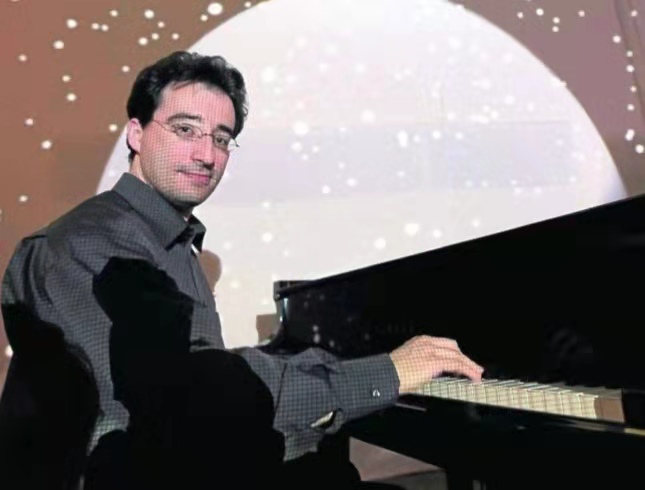 線上一對一大師系列課/德國卡塞爾音樂學院【鋼琴大師課】Prof.Michael Kravtchin鋼琴系主任_慧禾國際藝術教育